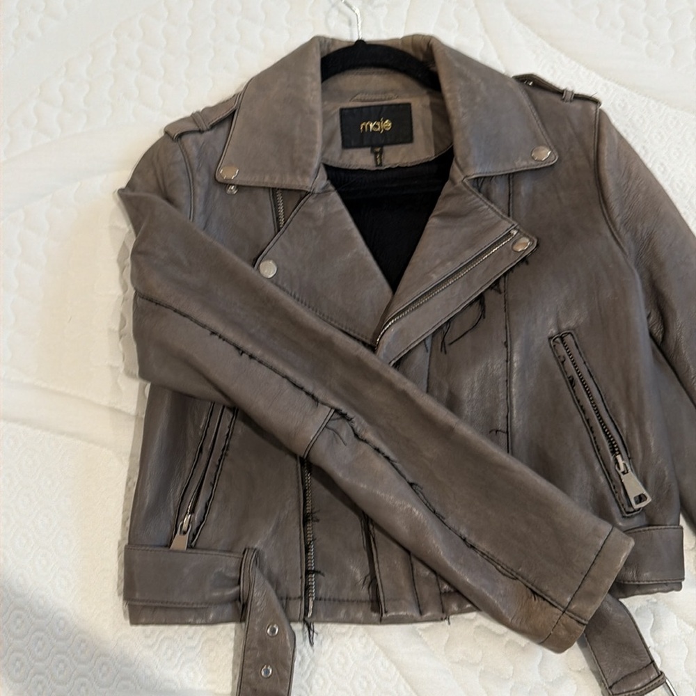 Maje Lamb leather jacket! - Picture 4 of 9